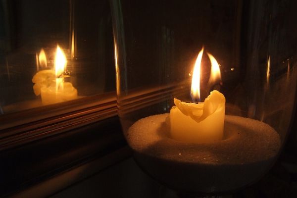 candle-mirror