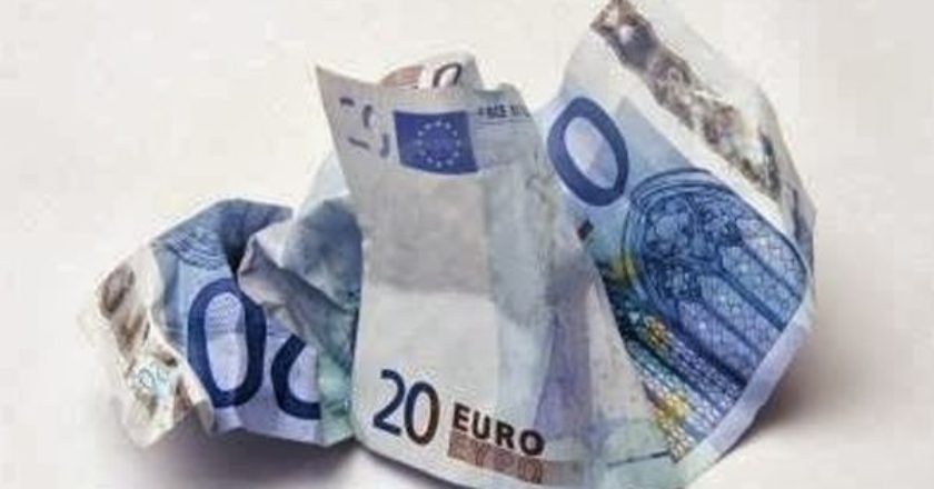 20-euro-money-lefta-xrima