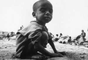 peina-paidaki-afriki-peinaei-aithiopia-limos-fagito